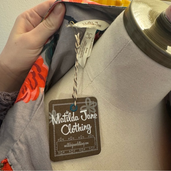 Matilda Jane Women’s Small Grey Red Floral Anorak Full Zip Rain Jacket - Picture 3 of 8